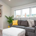 Luxury Loft - Bidet, Skylight And Bed For Royalty